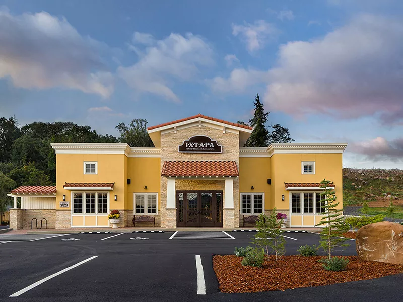 Nima uchun metall restoran binosi an'anaviy restoran qurilishi o'rnini egallaydi?
