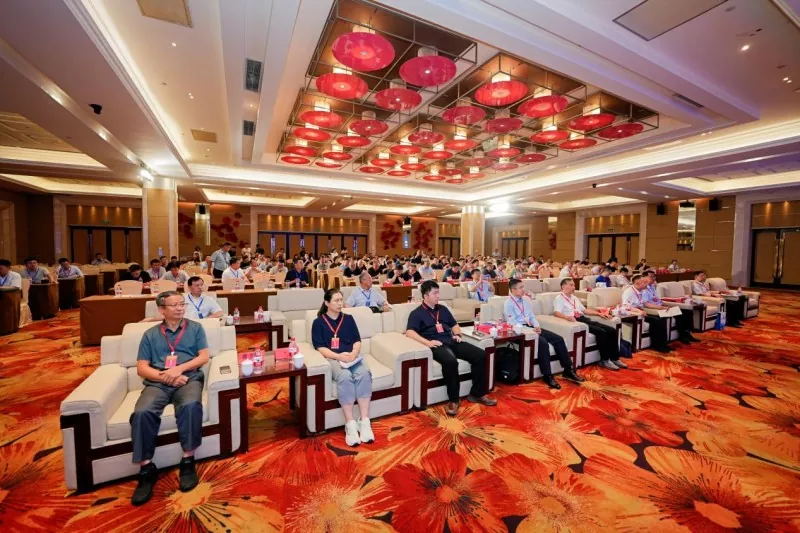 Shandong po'lat tuzilmalari sanoati assotsiatsiyasi to'rtta yangi texnologiya konferentsiyasi va ko'rgazmasining bosqichi