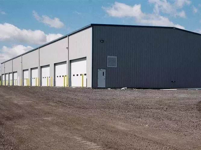 Amaliy va chiroyli prefabrik po'lat ombori