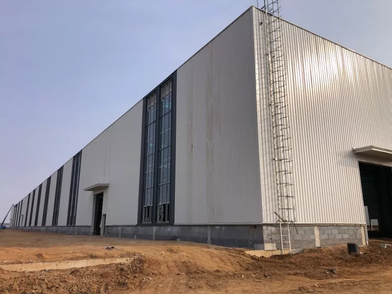 Prefabrik po'lat ombori